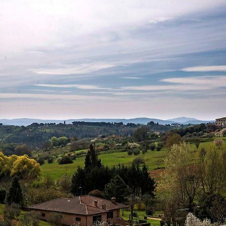 Casa Il Glicine A Due Passi Dal Centro Lägenhet Siena Exteriör bild